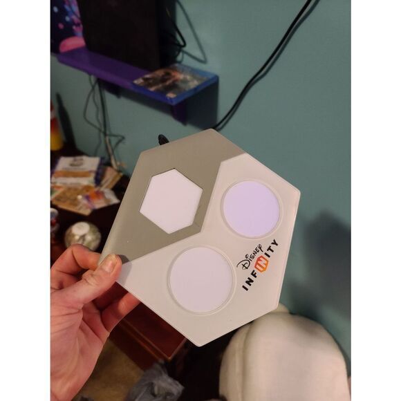 Disney Innfinity Plastic Character Base - Picture 4 of 7